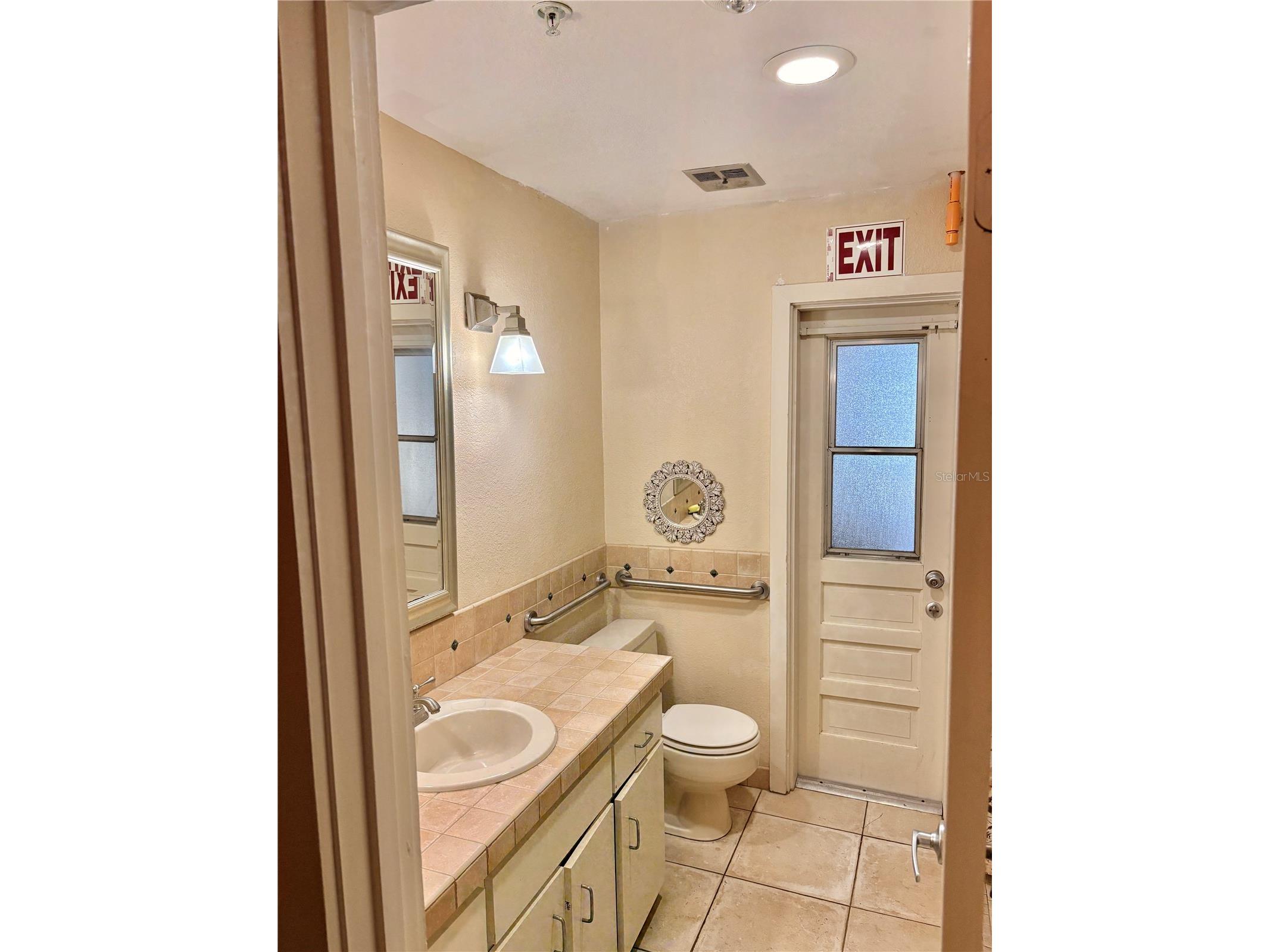 4504 Crimson Court Orlando FL 32808 O6394275 image41