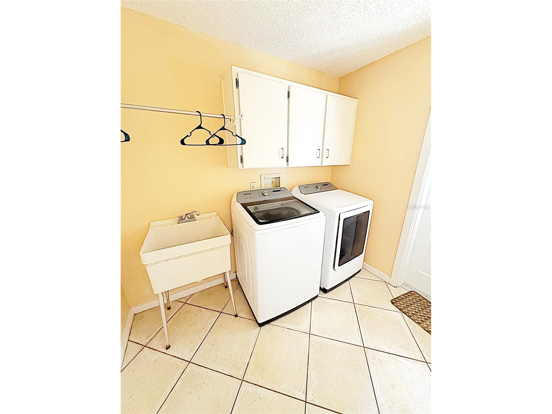 4504 Crimson Court Orlando FL 32808 O6394275 image42