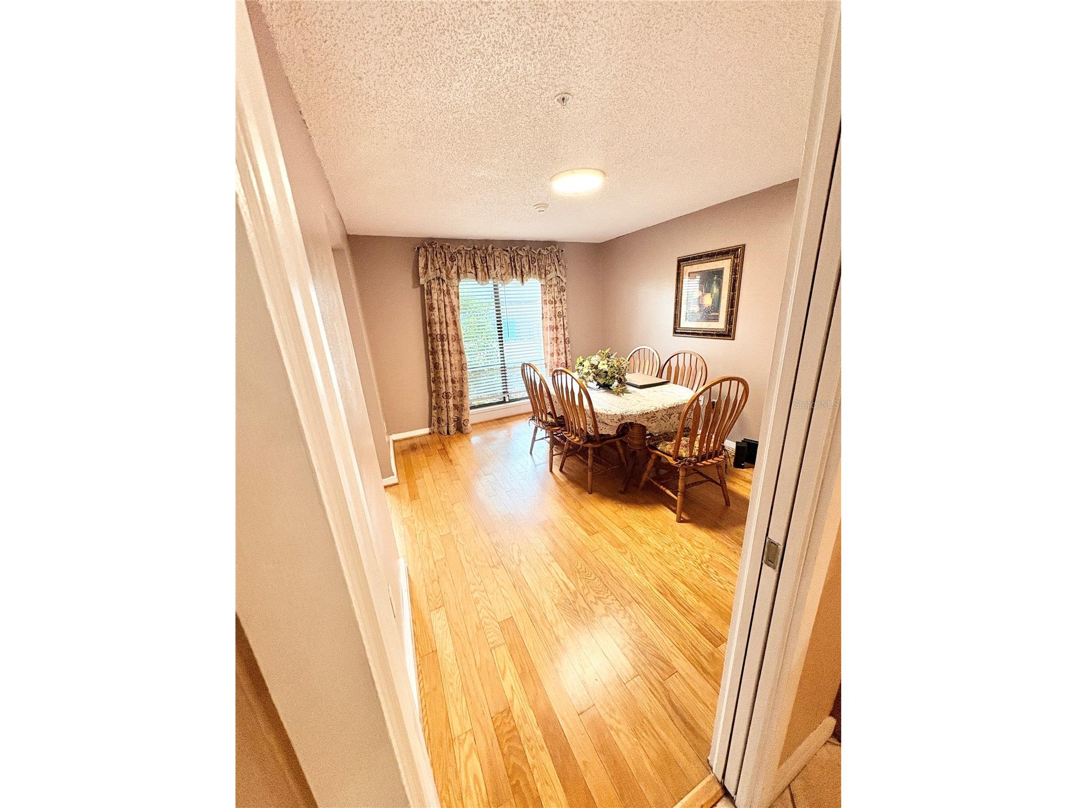 4504 Crimson Court Orlando FL 32808 O6394275 image6