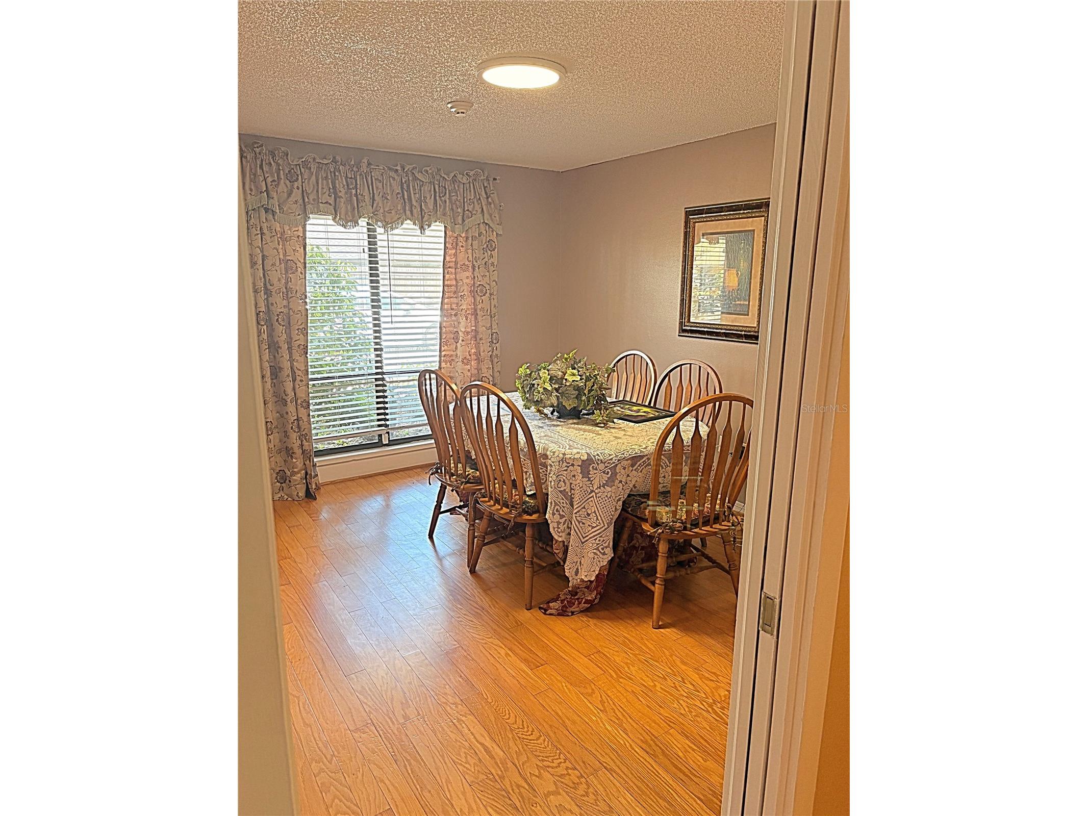 4504 Crimson Court Orlando FL 32808 O6394275 image7