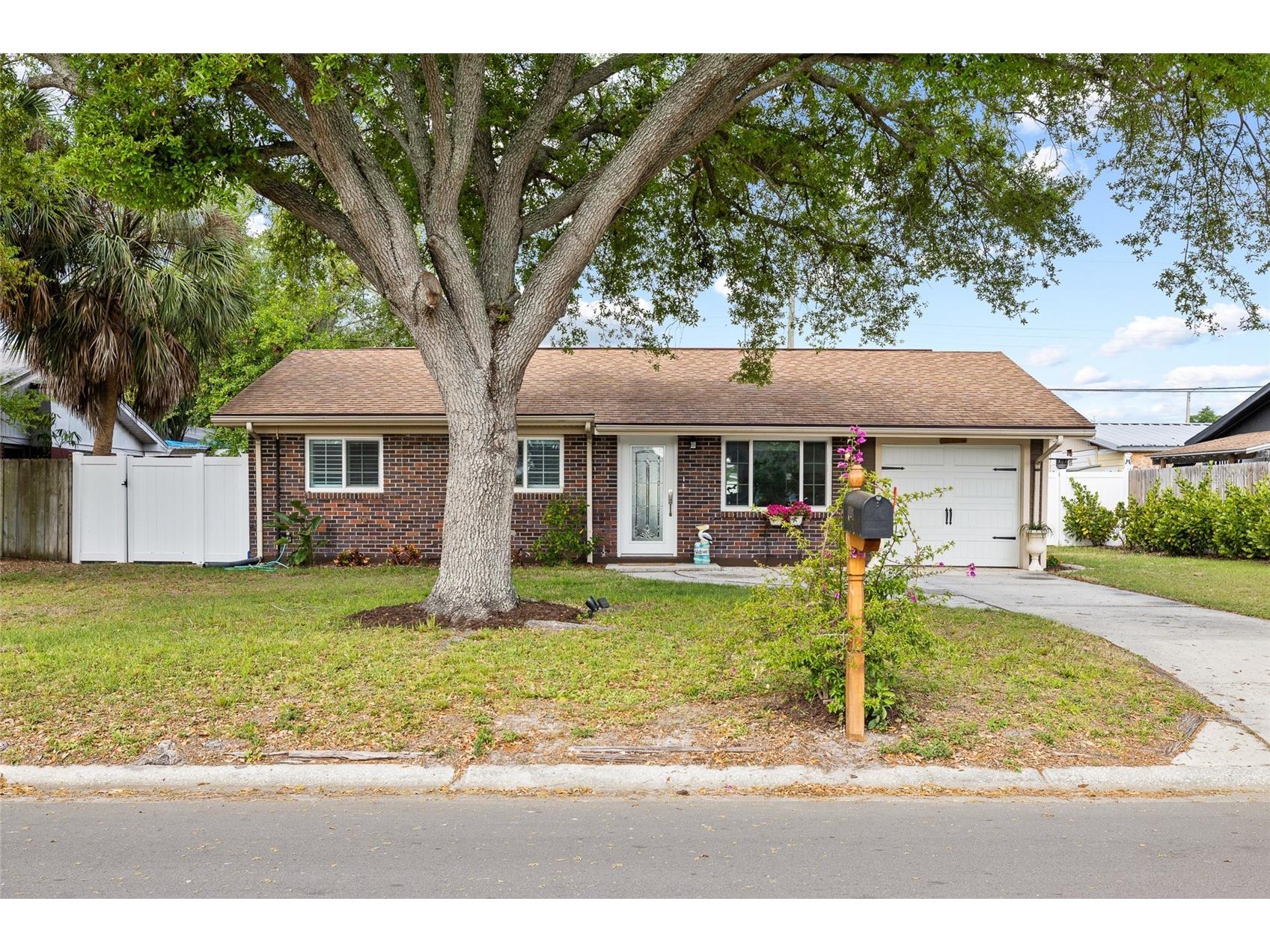 4504 Dreisler Street Tampa FL 33634 TB8492247 image1