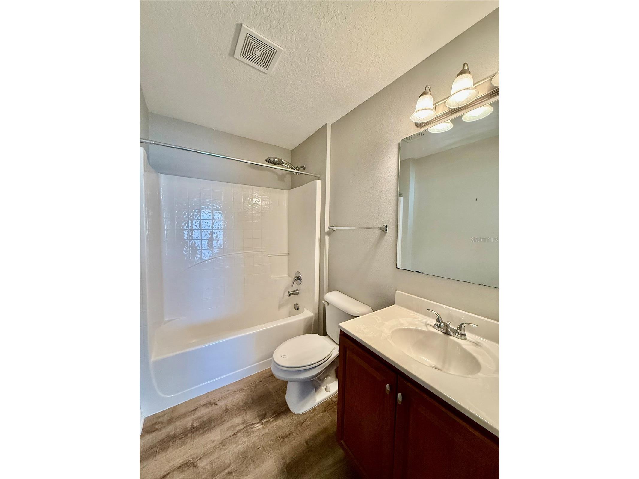 4505 Ashburn Square Drive Tampa FL 33610 TB8520944 image22