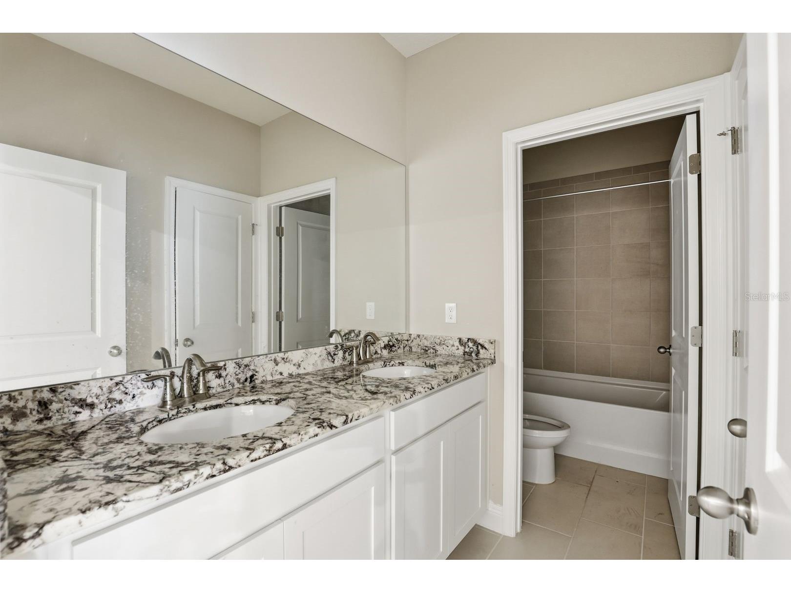 4505 SW 59th Place Gainesville FL 32608 GC537405 image17