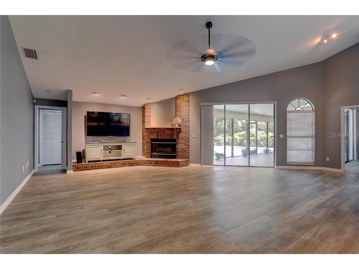 4506 Country Gate Court Valrico FL 33596 TB8423464 image37