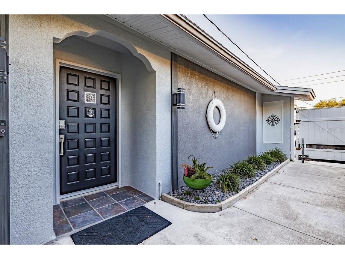 4506 Floramar Terrace New Port Richey FL 34652 TB8371007 image1