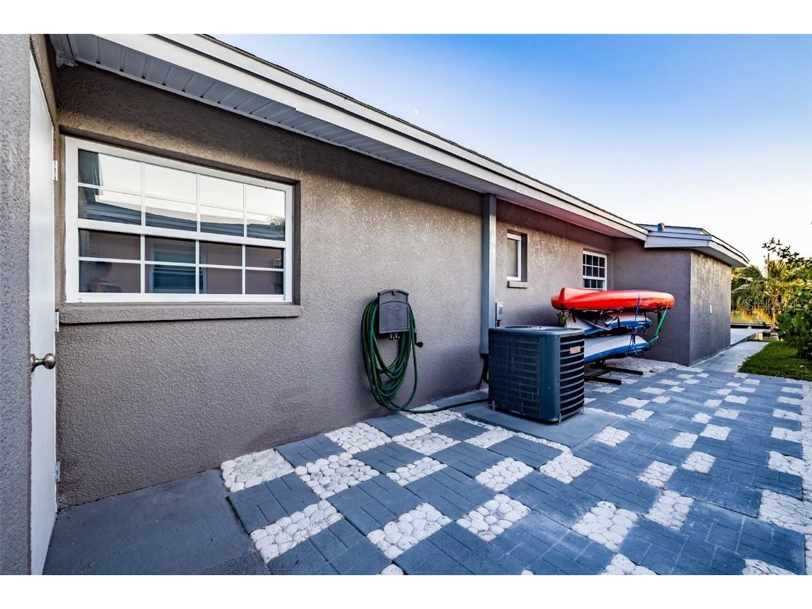 4506 Floramar Terrace New Port Richey FL 34652 TB8371007 image8