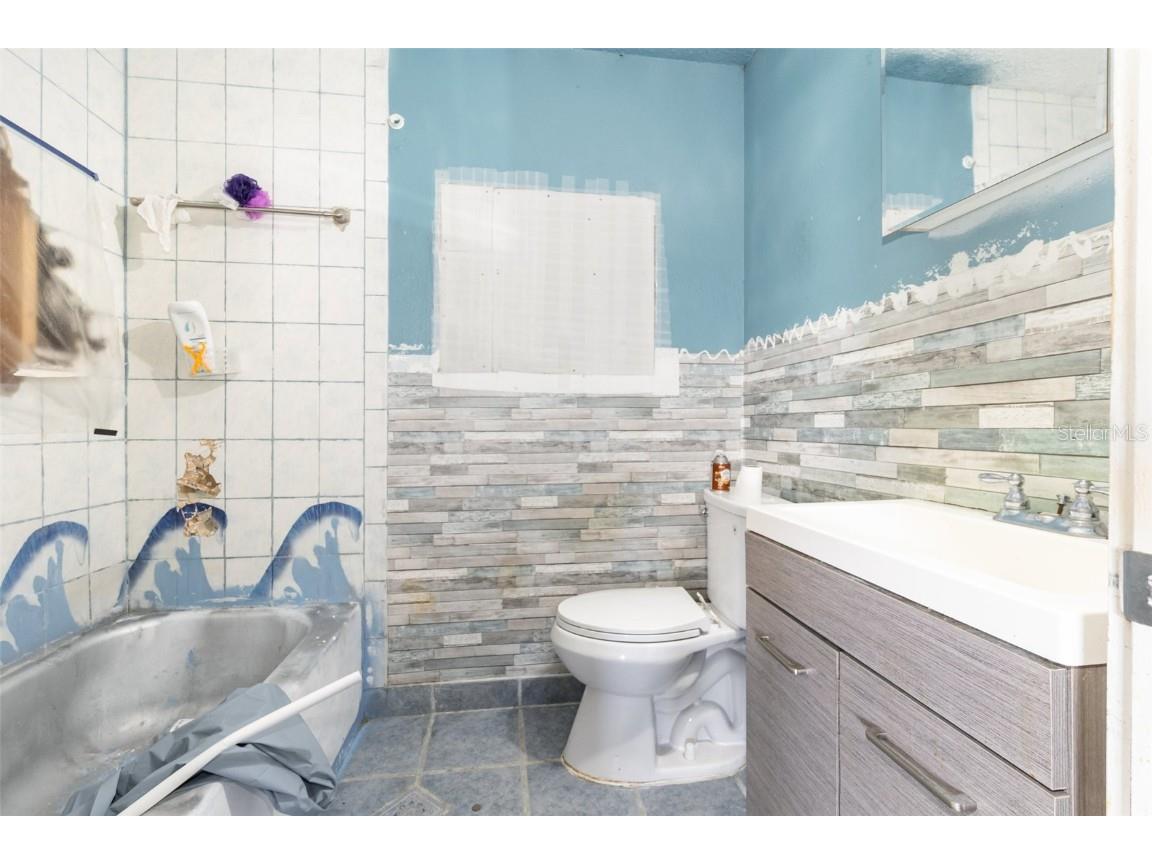 4506 Lake Lawne Avenue Orlando FL 32808 TB8447387 image14