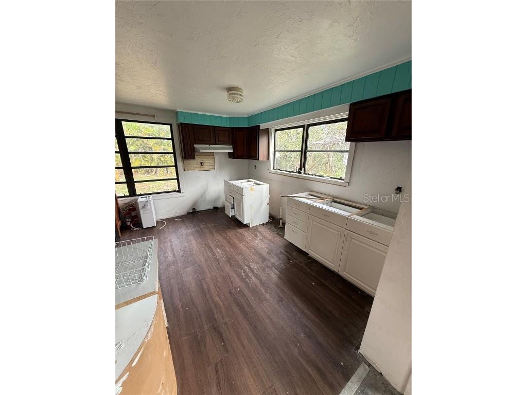 4507 123rd Street W Cortez FL 34215 A4674703 image18