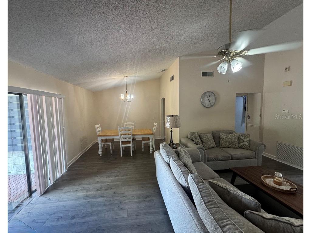 4507 Twin Crest Way Tampa FL 33624 TB8431293 image15