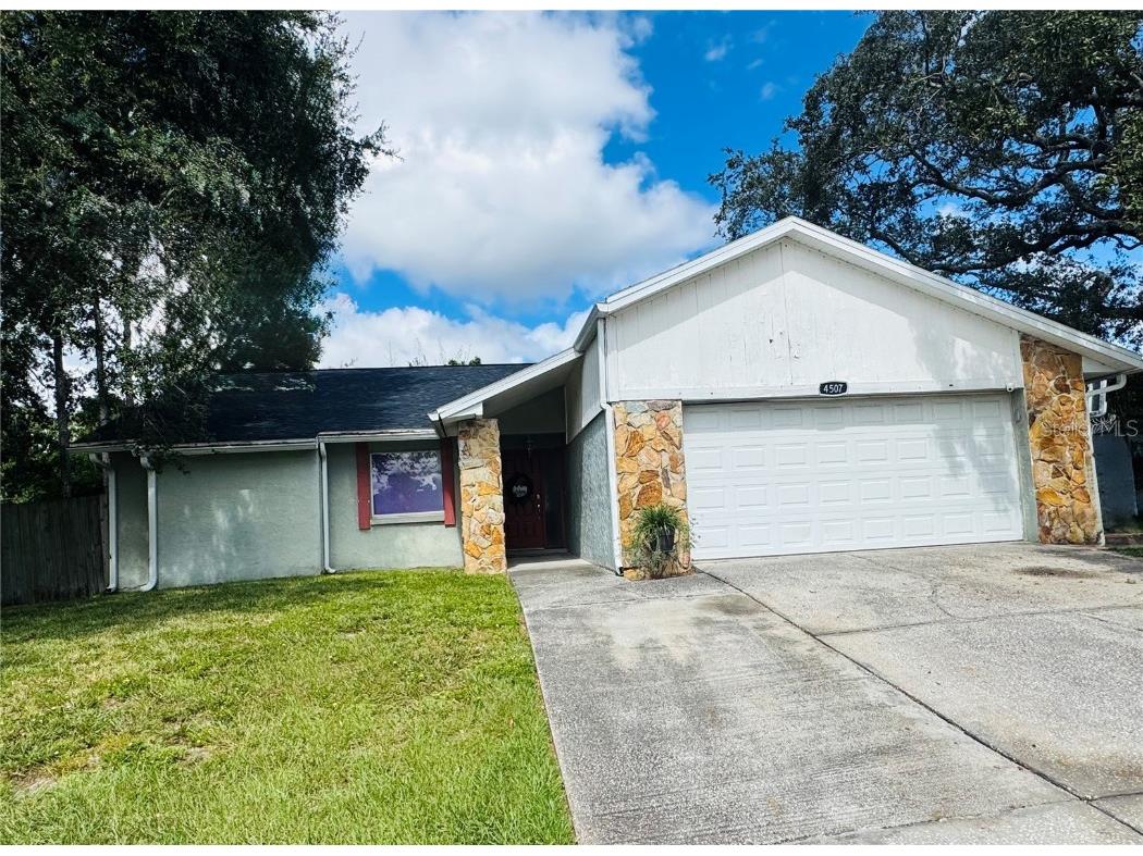 4507 Twin Crest Way Tampa FL 33624 TB8431293 image2