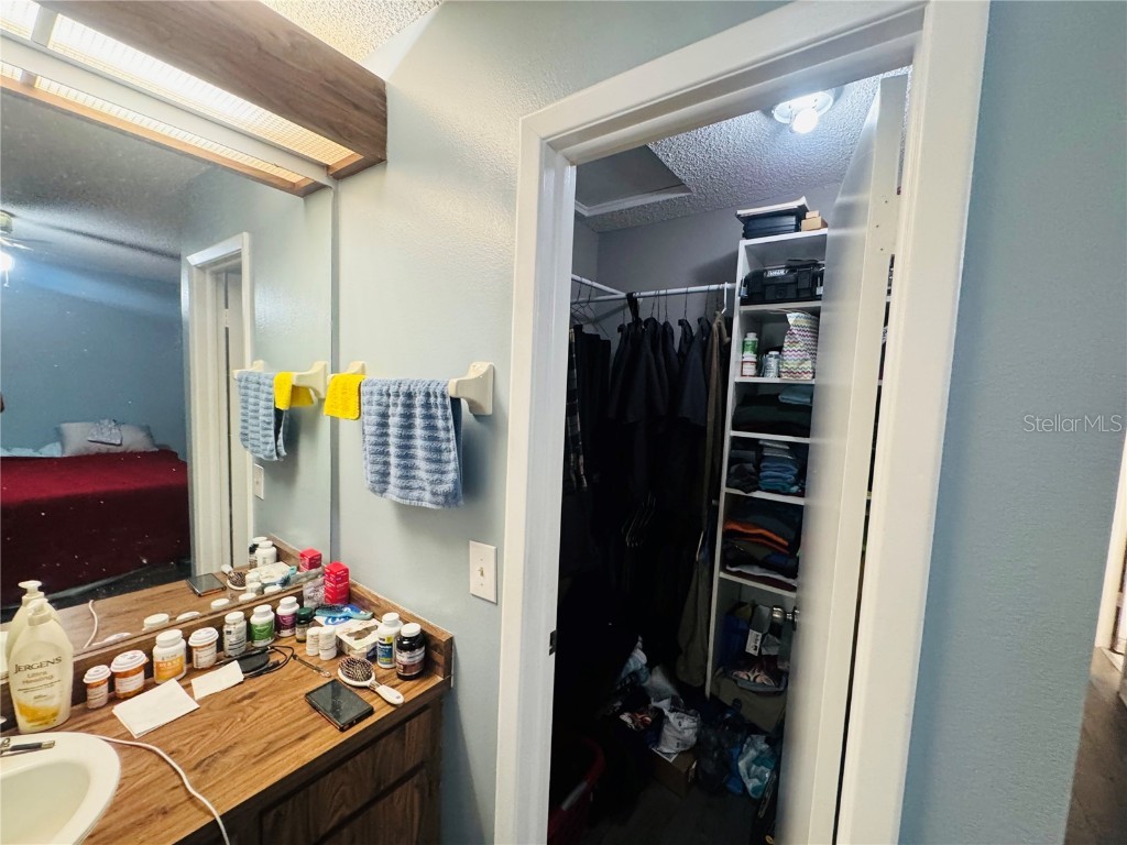 4507 Twin Crest Way Tampa FL 33624 TB8431293 image26