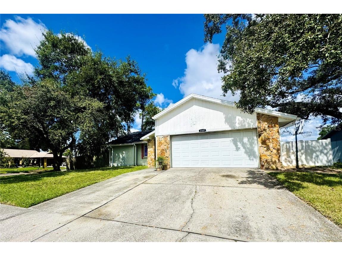 4507 Twin Crest Way Tampa FL 33624 TB8431293 image3
