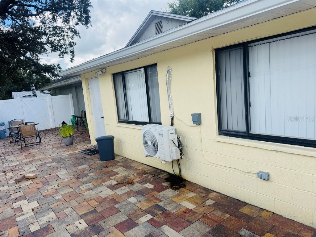 4507 Twin Crest Way Tampa FL 33624 TB8431293 image38