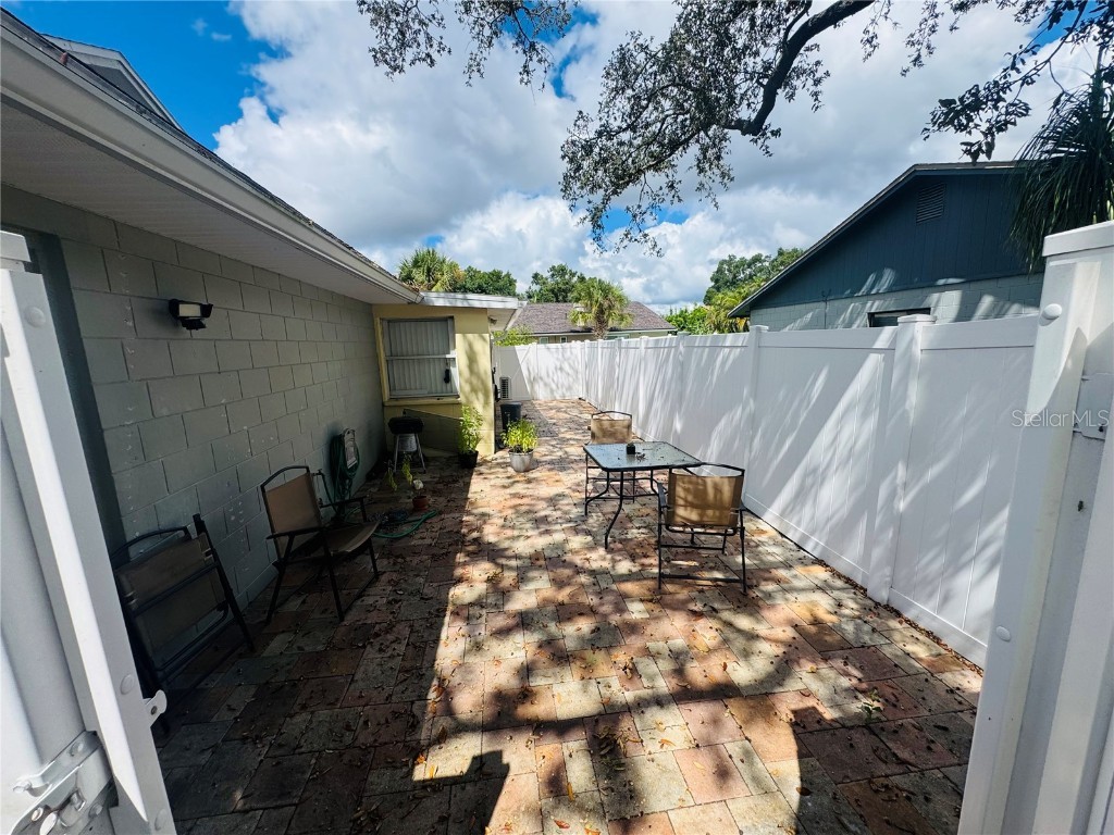 4507 Twin Crest Way Tampa FL 33624 TB8431293 image49