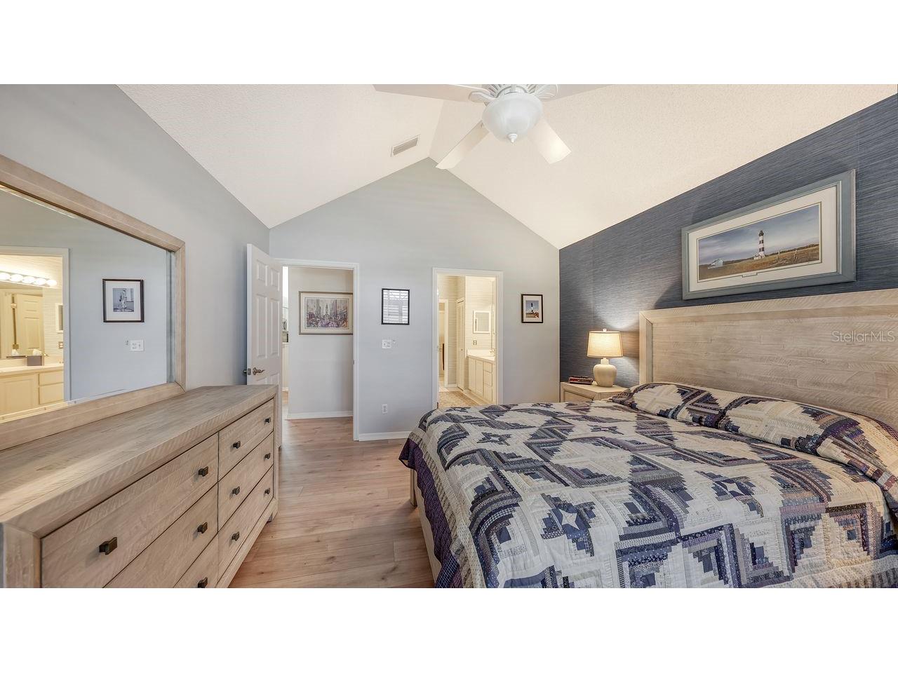 4507 Whirlaway Drive #A Sarasota FL 34233 A4690928 image17