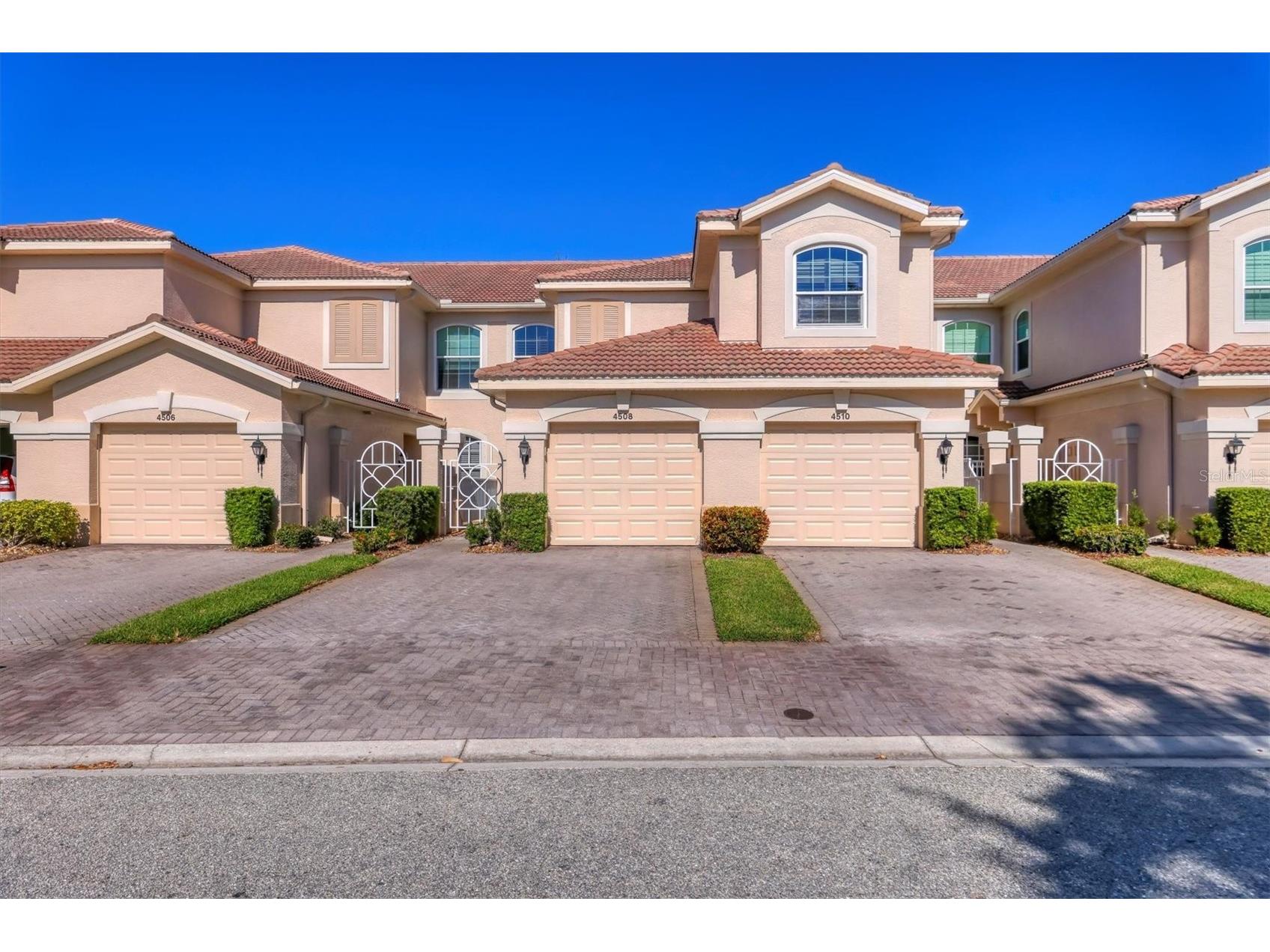 4508 Cinnamon Drive #2306 Sarasota FL 34238 A4671083 image1