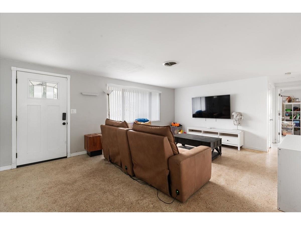 4508 Pompano Road Venice FL 34293 A4690903 image3