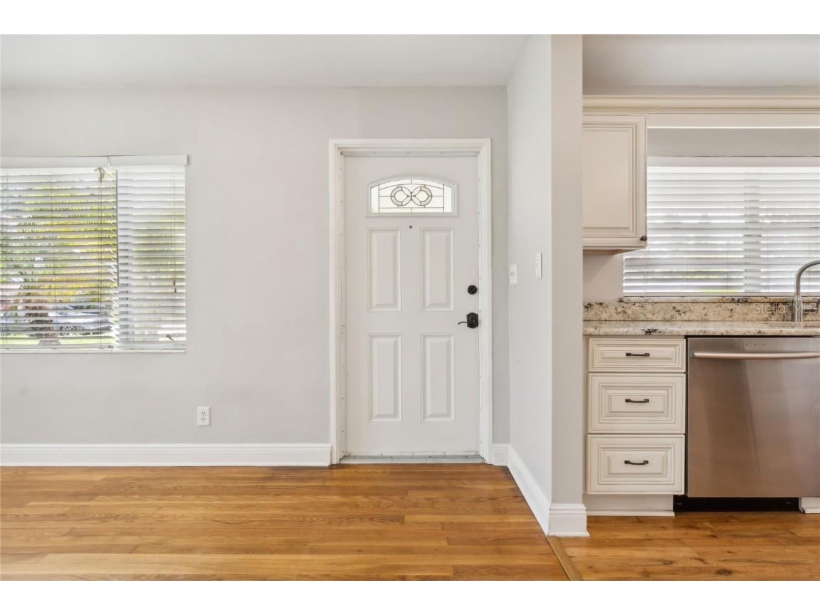 4508 S Lois Avenue Tampa FL 33611 TB8460965 image6