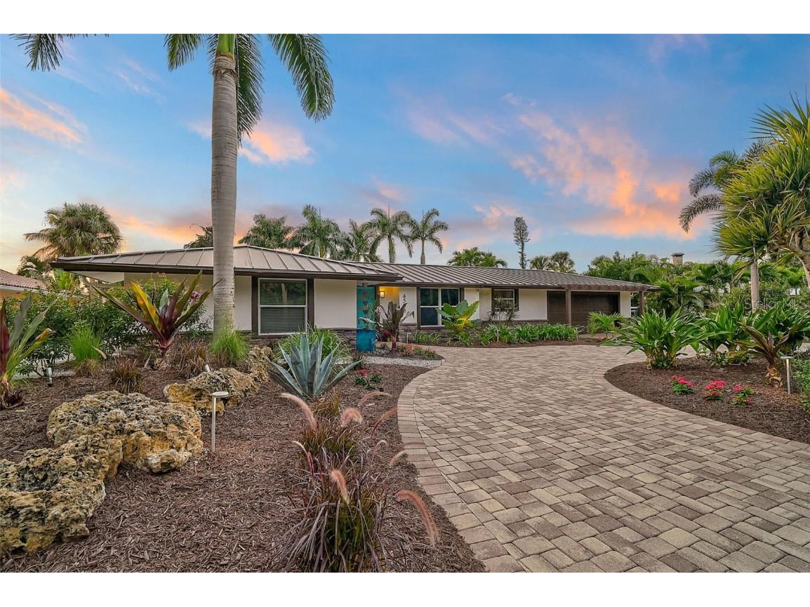 4508 Woodside Road Sarasota FL 34242 - INTRACOASTAL AND SARASOTA BAY A4674684 image1