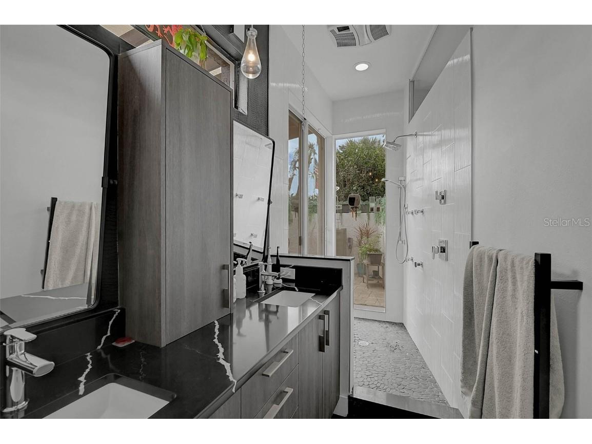 4508 Woodside Road Sarasota FL 34242 - INTRACOASTAL AND SARASOTA BAY A4674684 image32