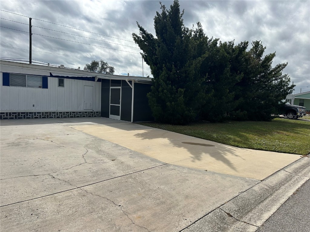 4509 10th Street Court E Ellenton FL 34222 A4670386 image1