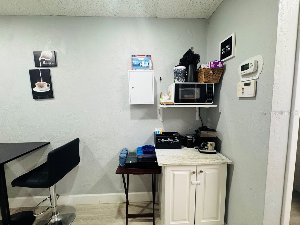 4509 Bee Ridge Road #E Sarasota FL 34233 A4677353 image15