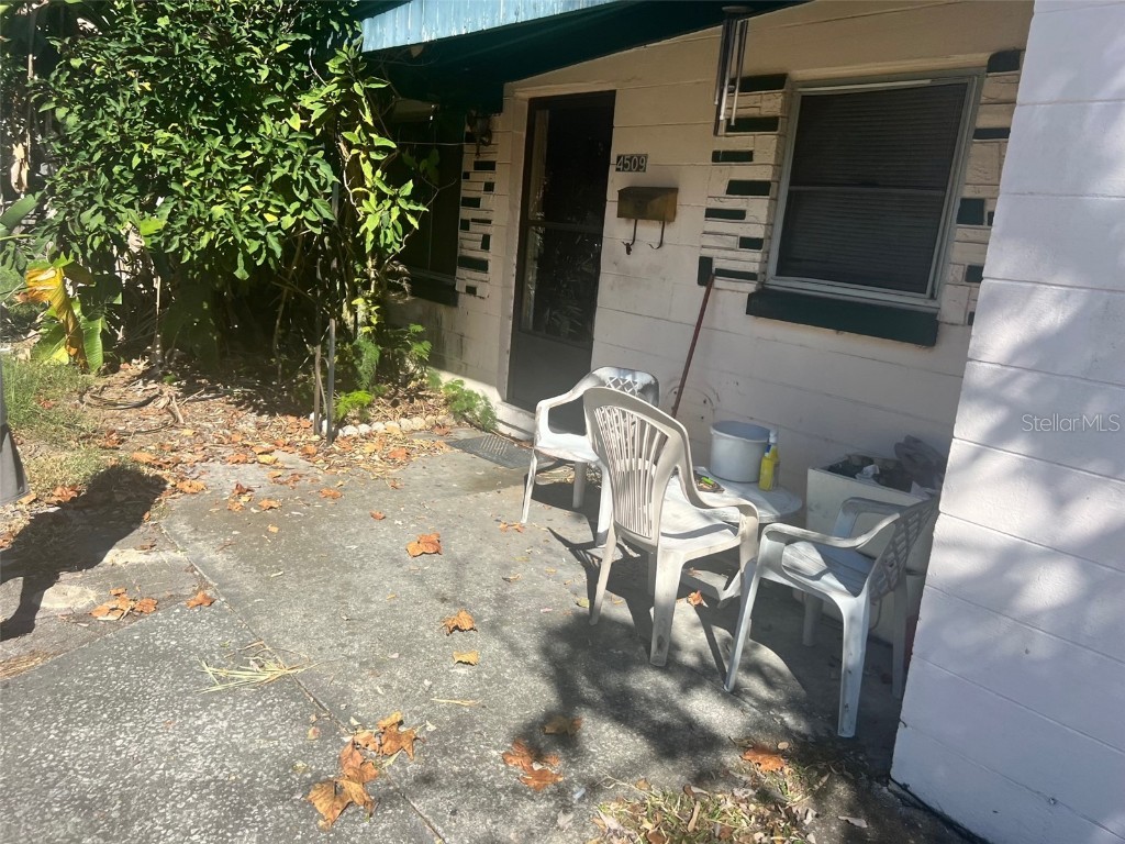 4509 Meadowbrook Avenue Orlando FL 32808 O6155342 image1