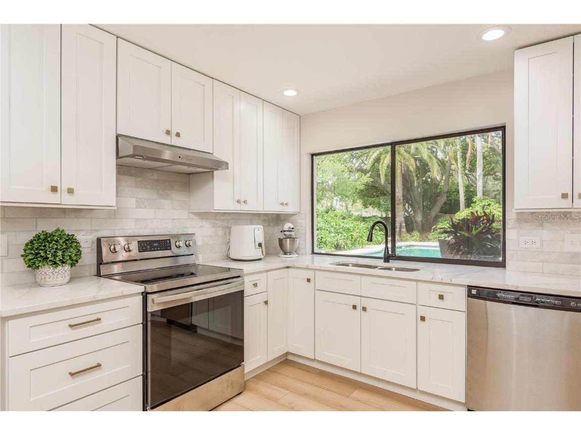 4509 Old Orchard Drive Tampa FL 33618 TB8426658 image7