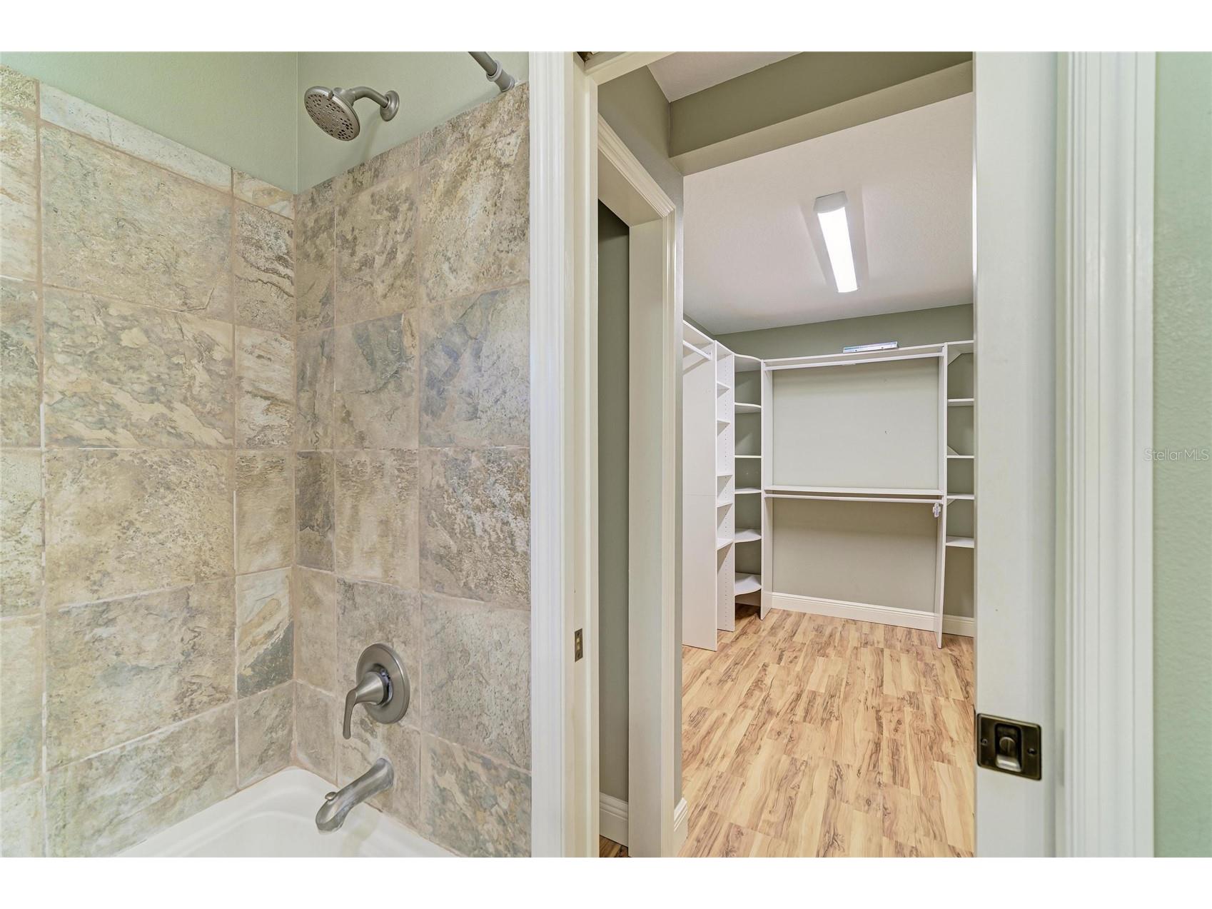 4509 S Lockwood Ridge Road Sarasota FL 34231 A4693665 image33