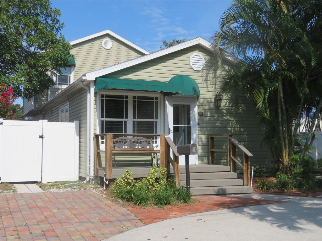 451 27th Avenue N Saint Petersburg FL 33704 U8182441 image1