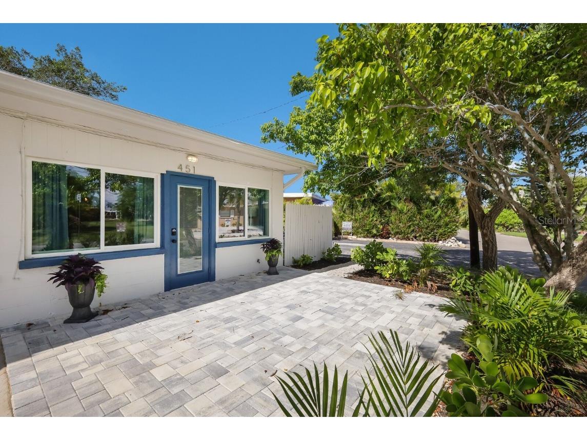 451 62nd Street Holmes Beach FL 34217 A4580012 image1