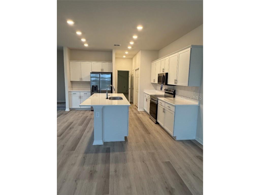 451 Crossings Avenue Saint Cloud FL 34771 J985325 image1