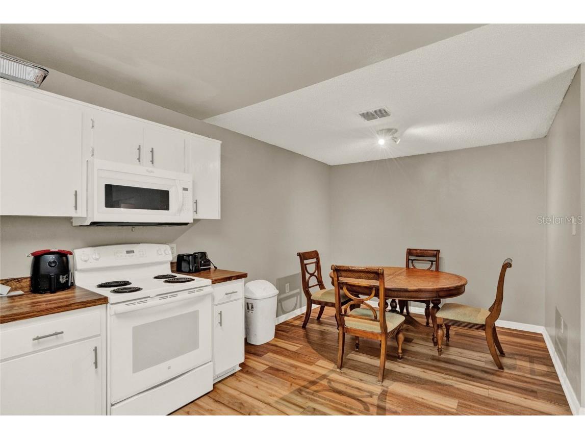 451 Hunter Circle Kissimmee FL 34758 O6342124 image15