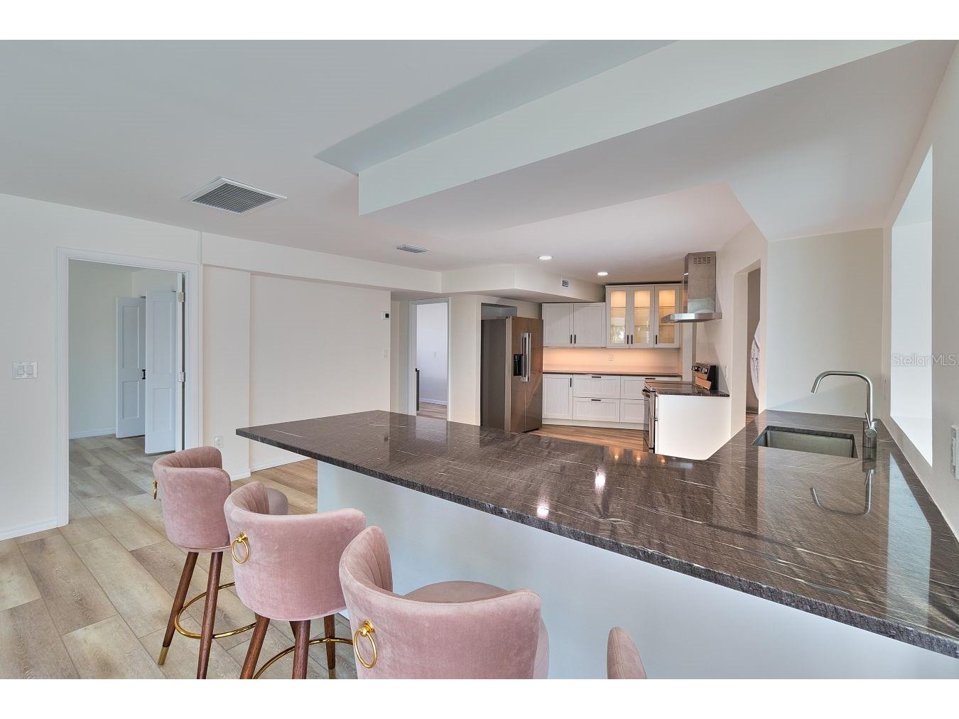 451 Palm Island NE Clearwater Beach FL 33767 TB8471225 image11