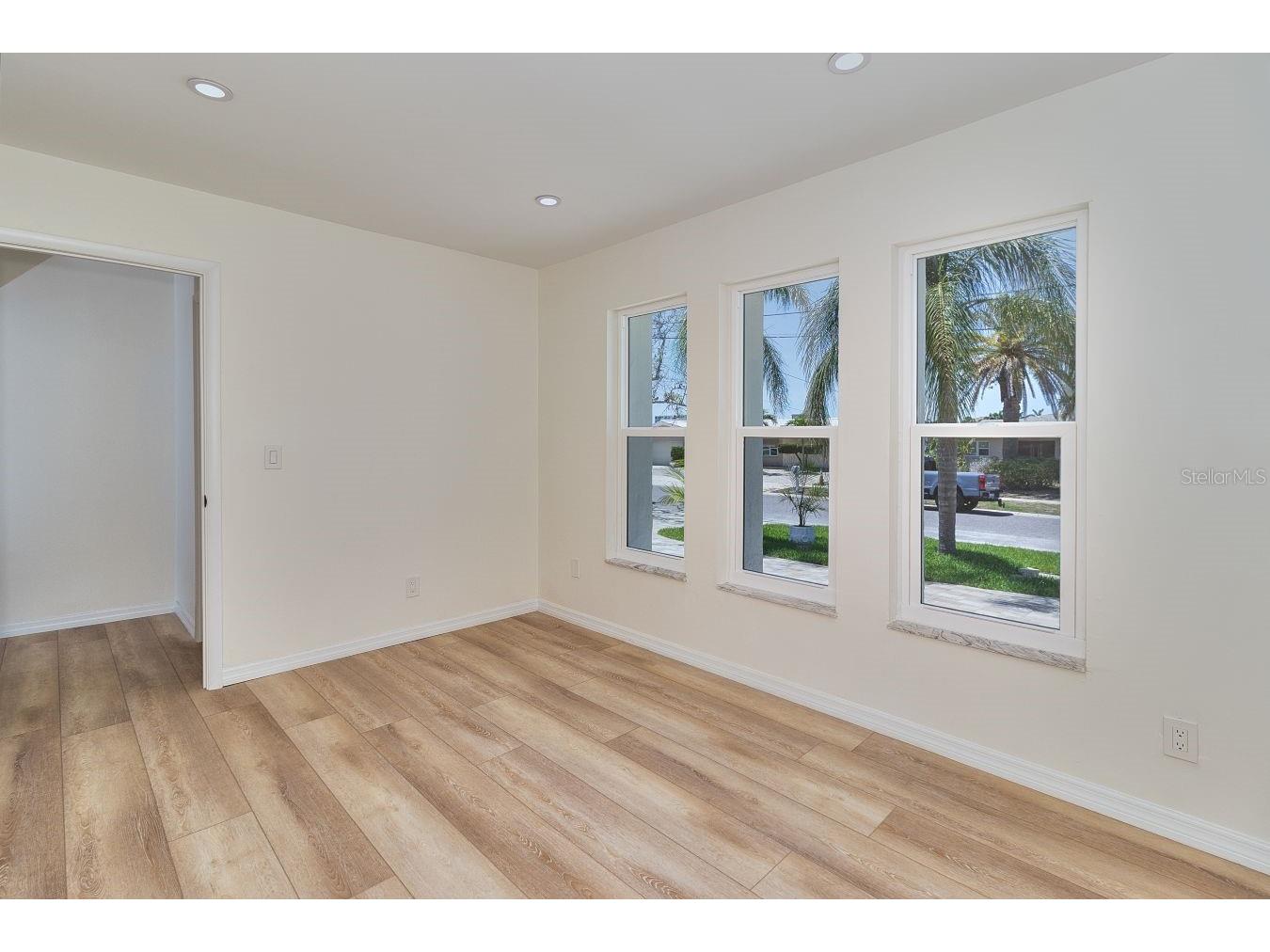 451 Palm Island NE Clearwater Beach FL 33767 TB8471225 image19