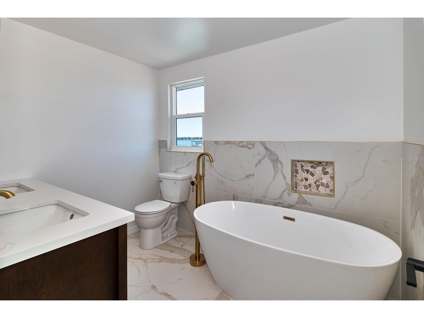 451 Palm Island NE Clearwater Beach FL 33767 TB8471225 image24