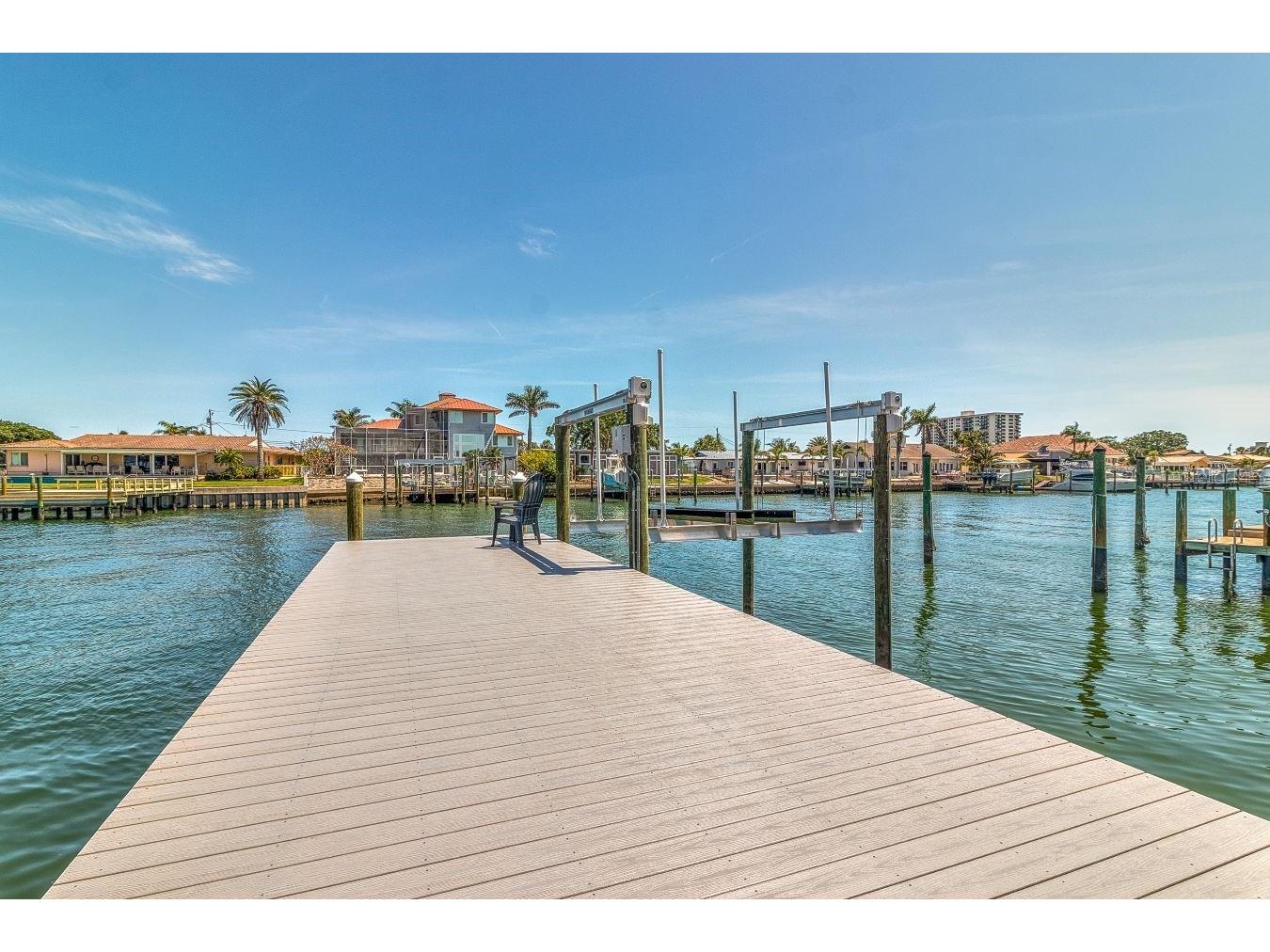451 Palm Island NE Clearwater Beach FL 33767 TB8471225 image33