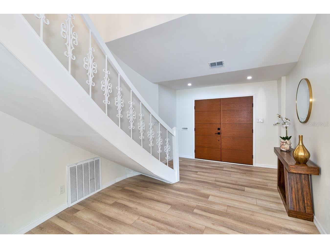 451 Palm Island NE Clearwater Beach FL 33767 TB8471225 image5