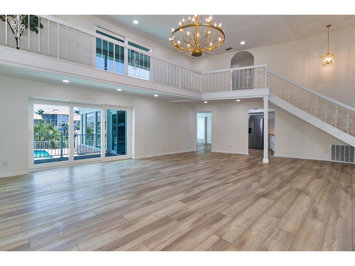 451 Palm Island NE Clearwater Beach FL 33767 TB8471225 image6