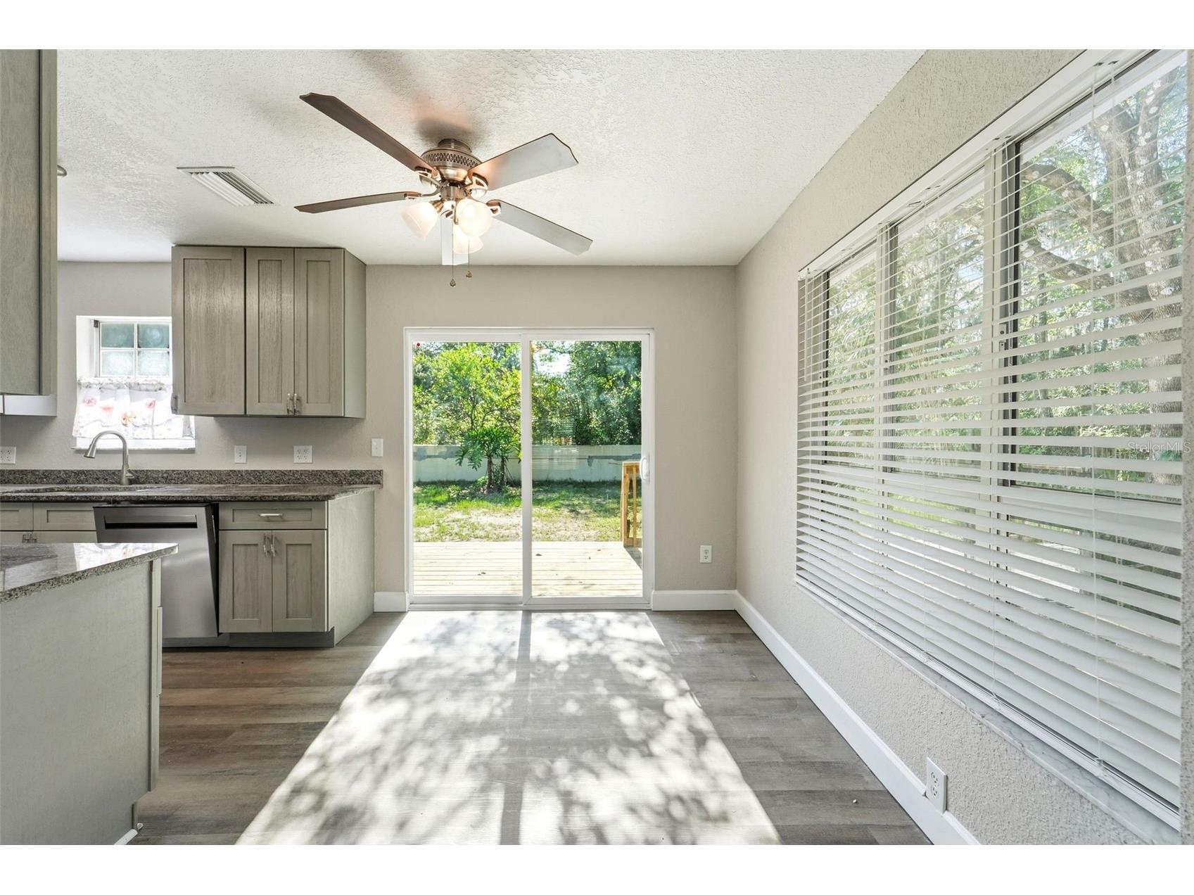 451 S Blue Lake Avenue Deland FL 32724 V4949874 image7