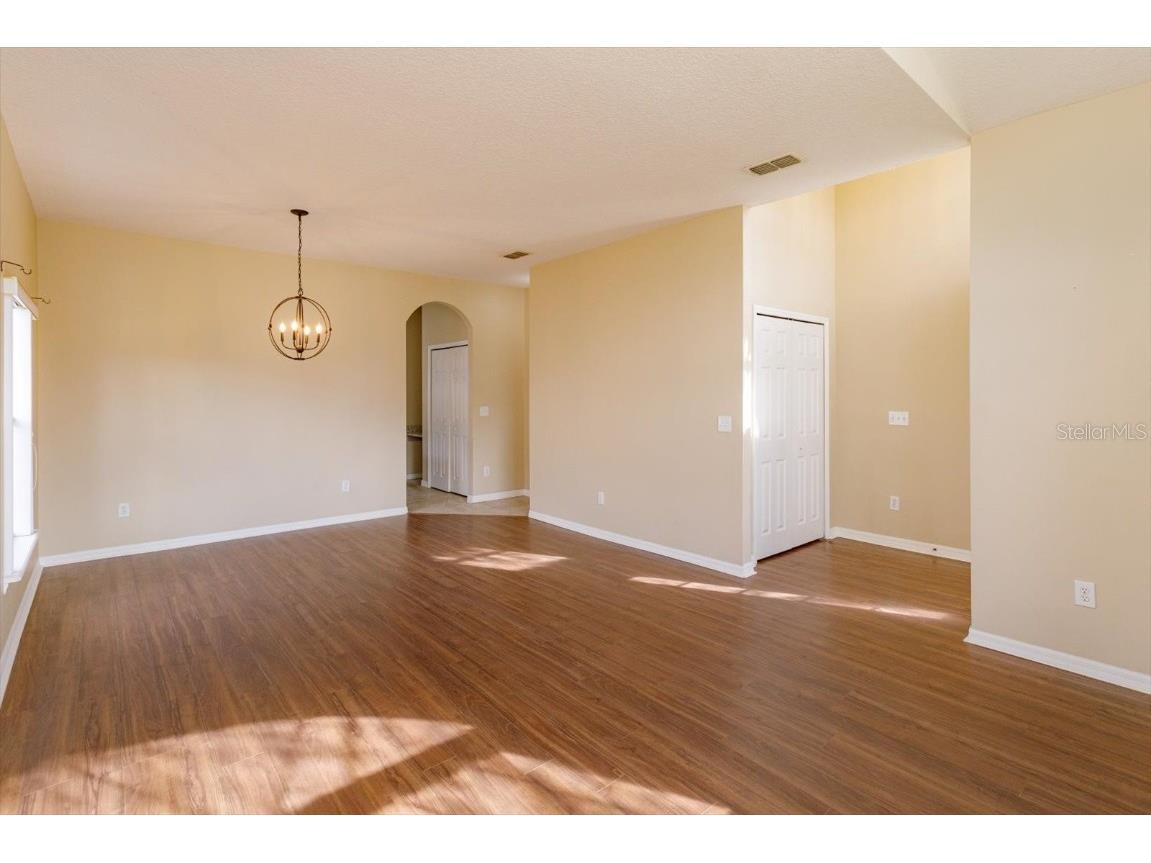 451 Wellesly Street Oviedo FL 32765 R4910313 image4