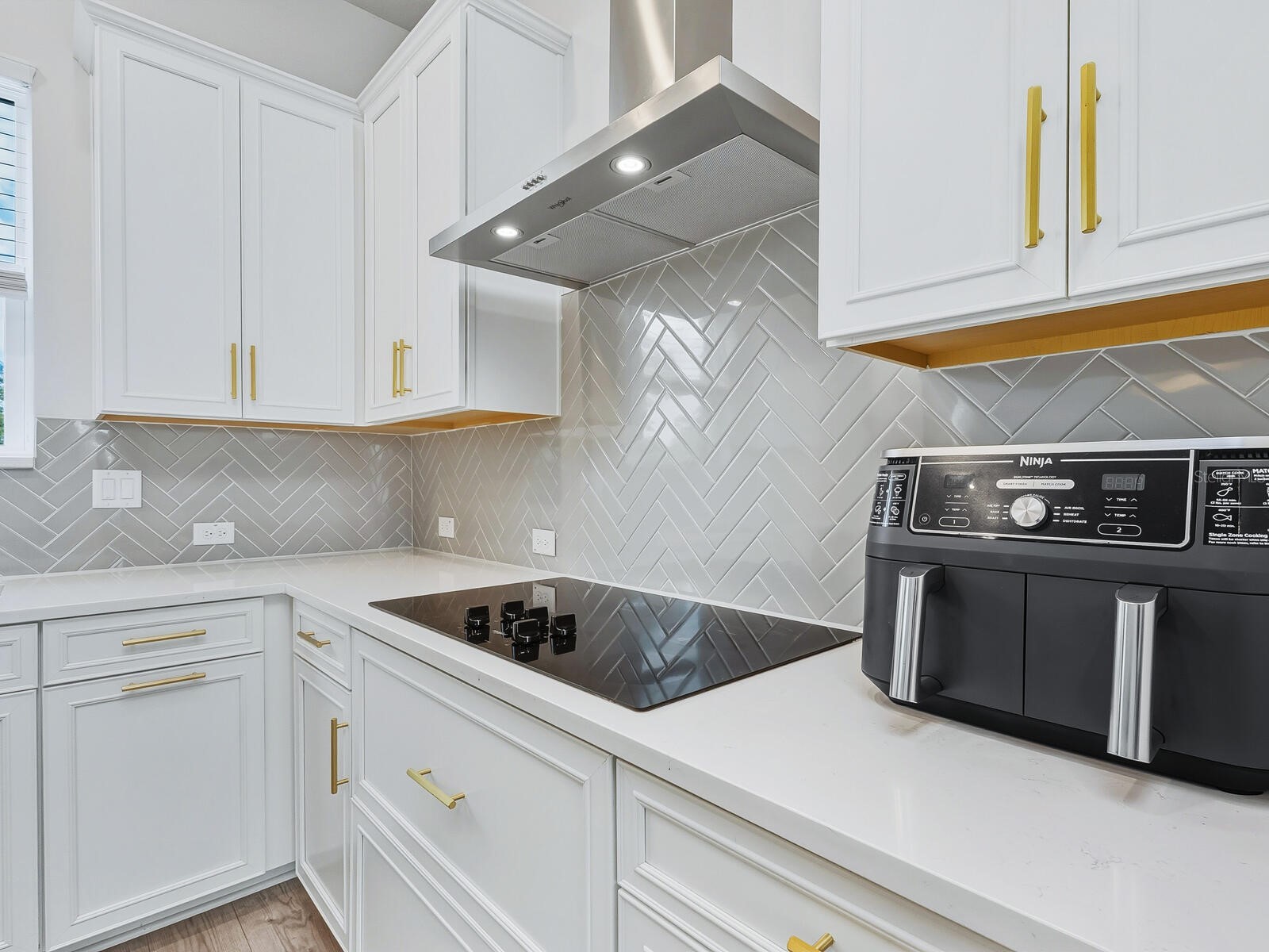 451 Wingfield Drive Sarasota FL 34237 A4678124 image11