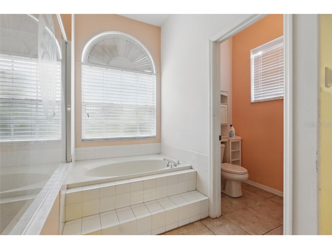 4510 Brazilnut Avenue Sarasota FL 34234 A4661255 image15