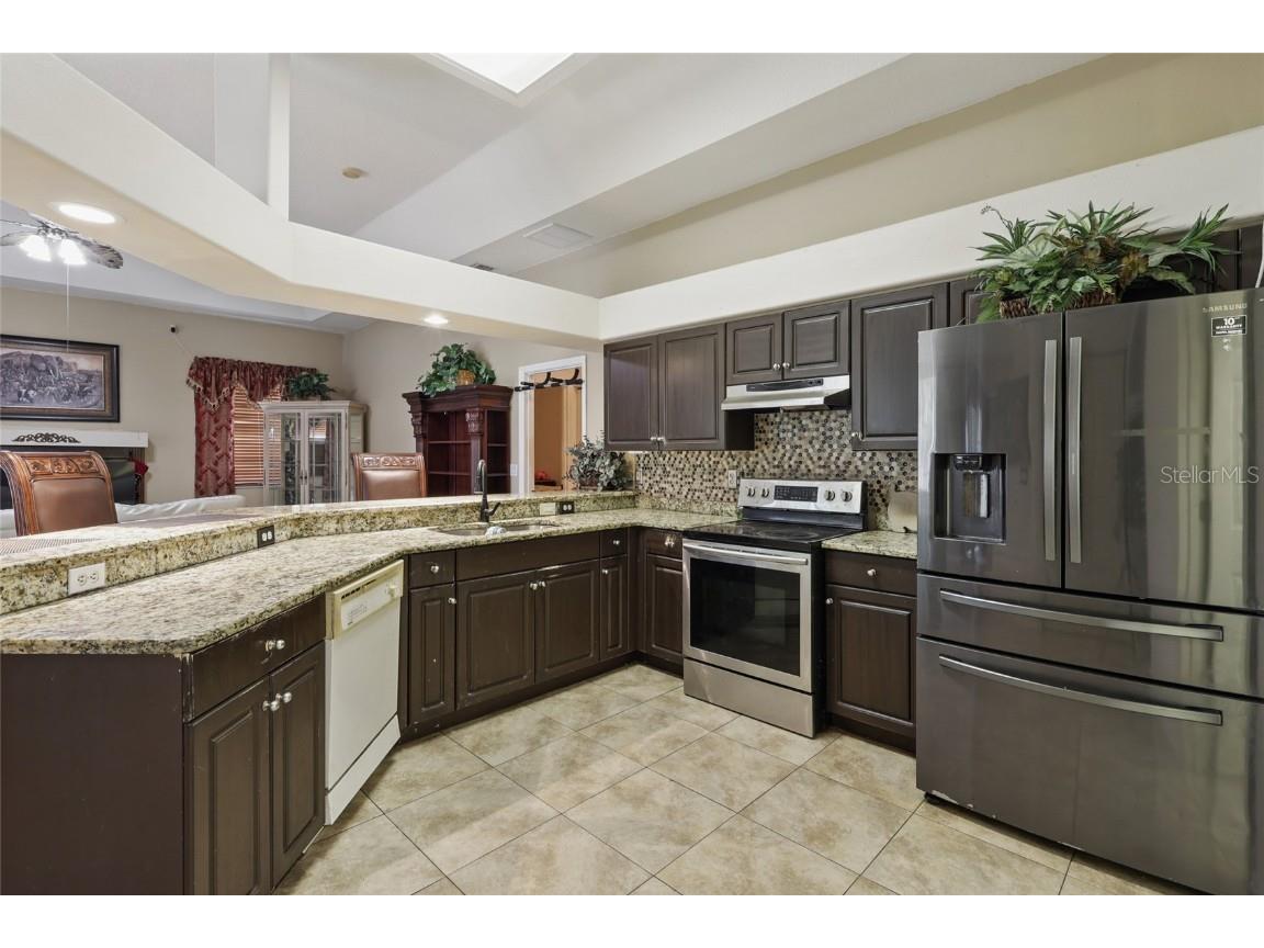 4510 Brazilnut Avenue Sarasota FL 34234 A4661255 image6