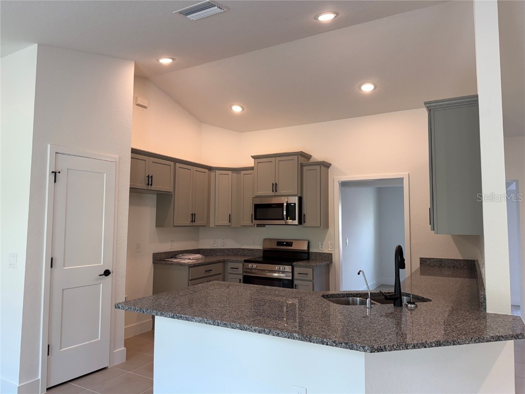 4510 Dakota Terrace North Port FL 34286 A4665409 image3