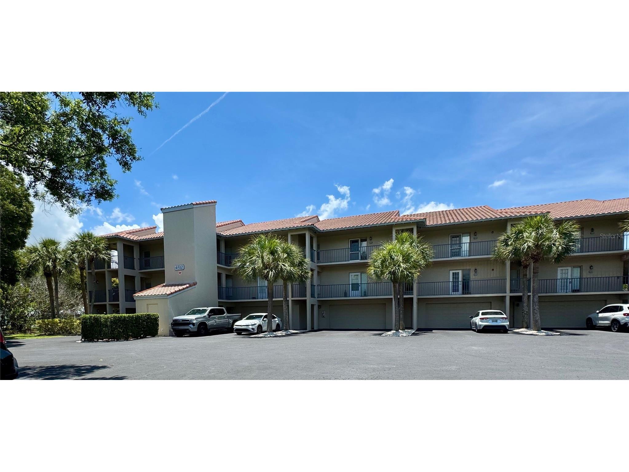 4510 El Conquistador Parkway #204 Bradenton FL 34210 A4694035 image1
