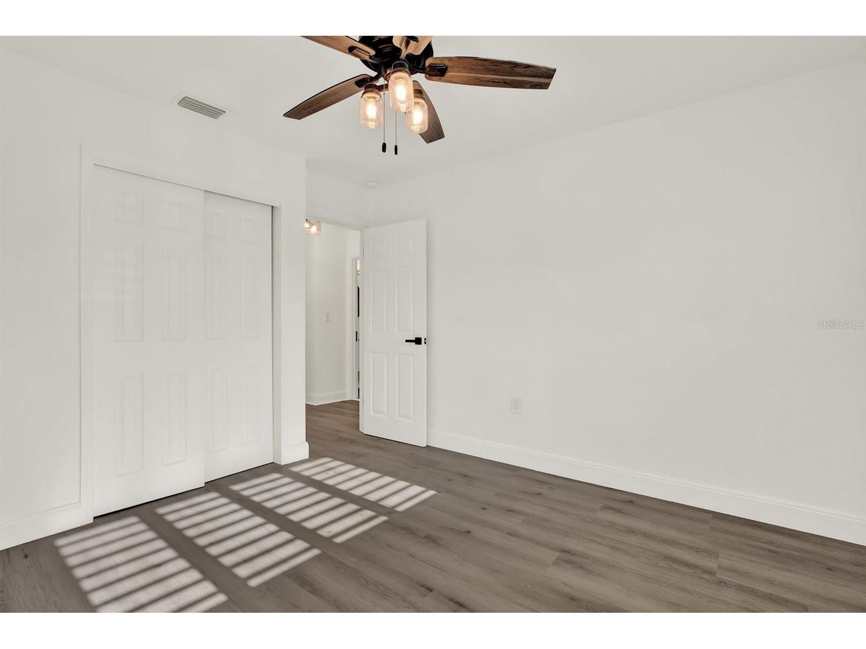 4510 NE Helena Street NE Saint Petersburg FL 33703 TB8487250 image24