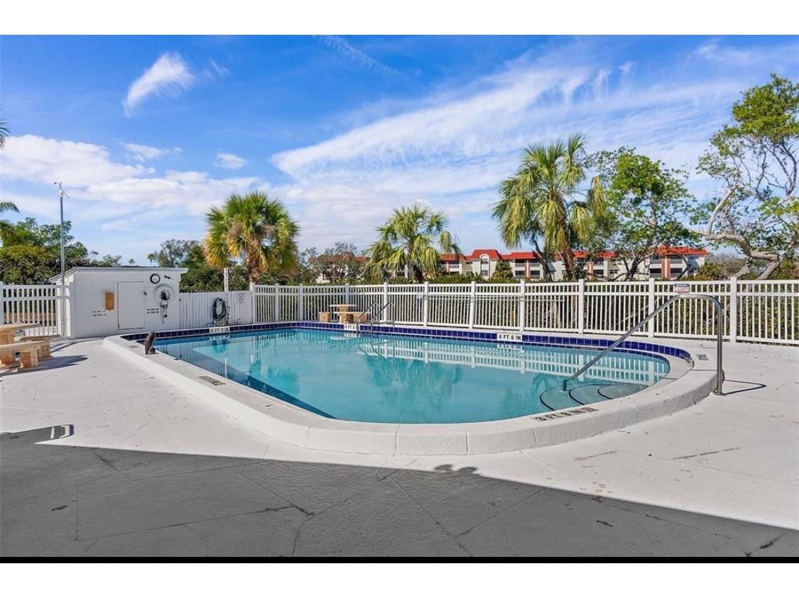 4510 Overlook Drive NE #225 Saint Petersburg FL 33703 TB8512715 image25