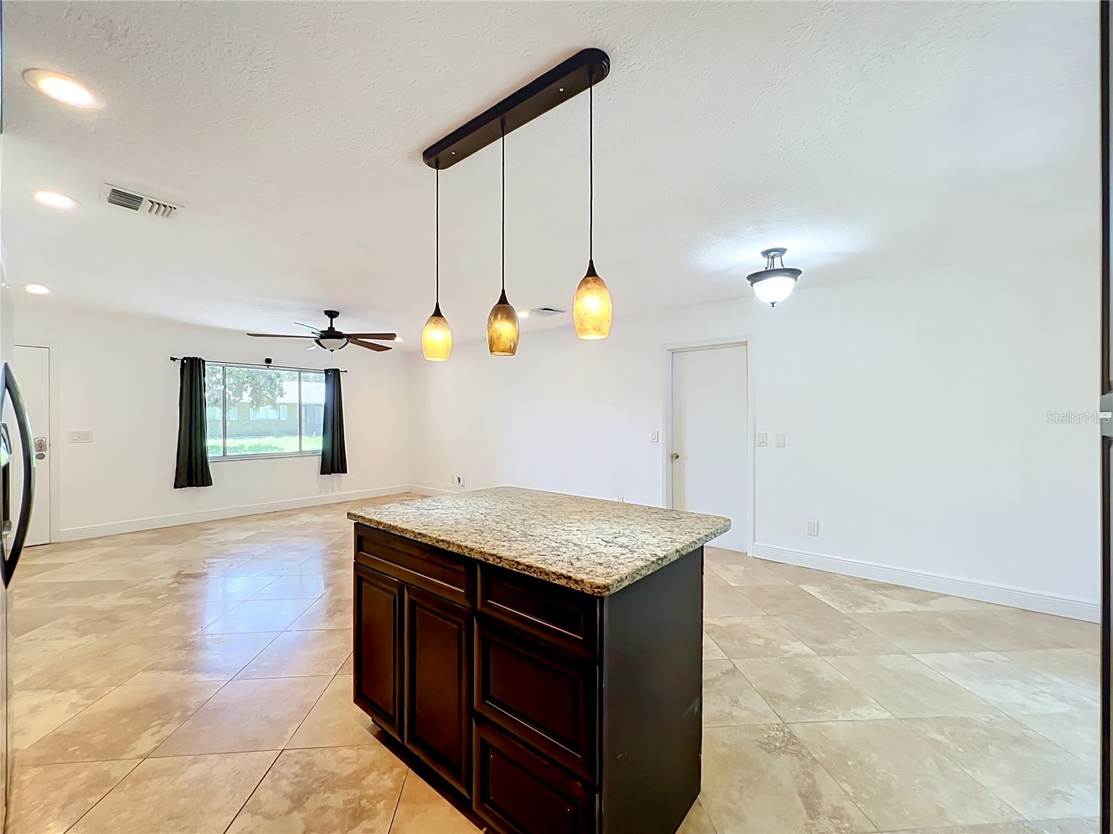4510 Three Lakes Circle Orlando FL 32808 O6418916 image16