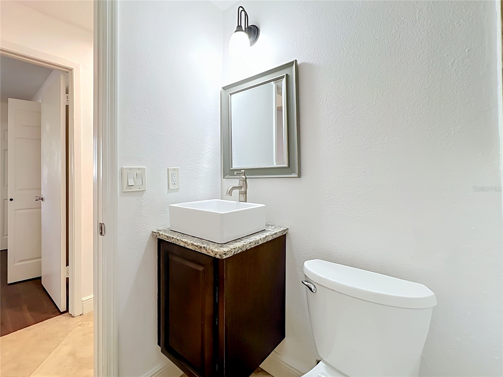 4510 Three Lakes Circle Orlando FL 32808 O6418916 image21